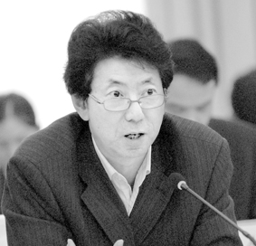 站在诉讼法学理论的最前沿