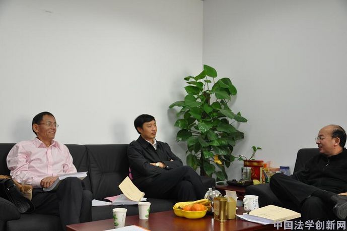 第6期中国法学青年论坛论文评审会顺利举行